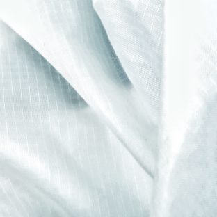 『リップストップ(rip-stop)』とは?素材の特徴をご紹介!